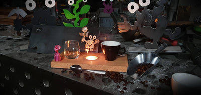 Espresso-MoNsTeR | "Helga mit Blume" | Espressobrett - Lumini