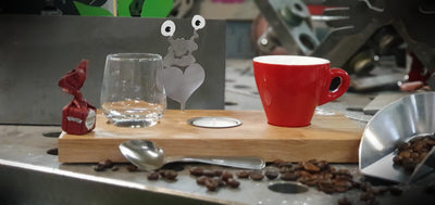 Espresso-MoNsTeR | "Chantal mit Herz" | Espressobrett - Lumini