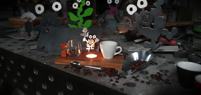 Espresso-MoNsTeR | "Helga mit Blume" | Espressobrett - Lumini